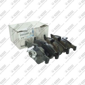 Front Brake Pad Set