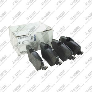 Front Brake Pad Set