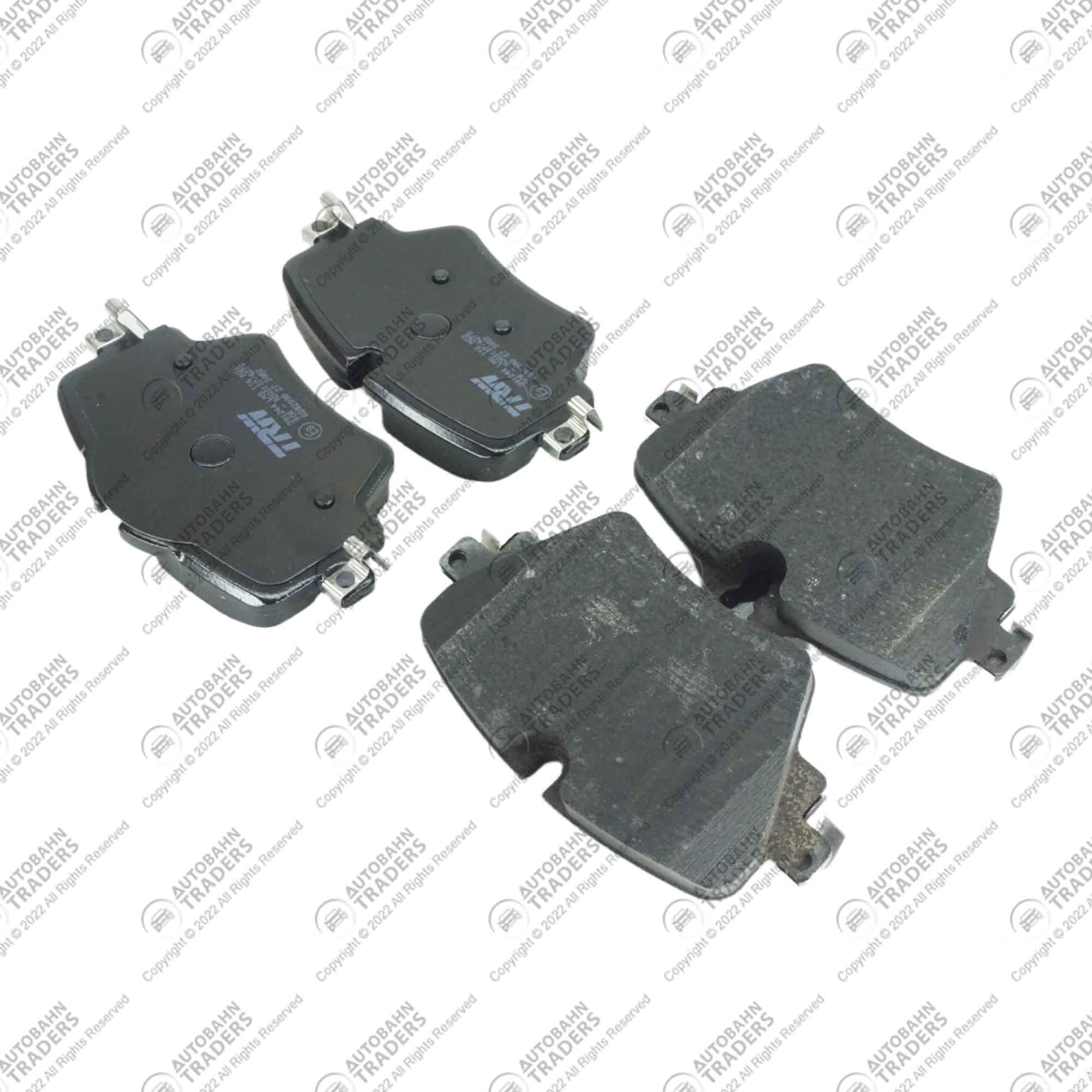 Front Brake Pad Set - Image 4